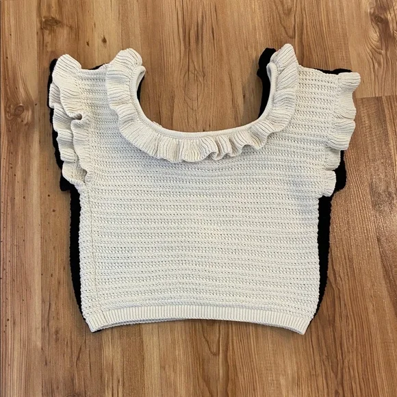 TWO H&M cropped crochet ruffled sweaters - cotton blend! L and XL - Picture 8 of 8